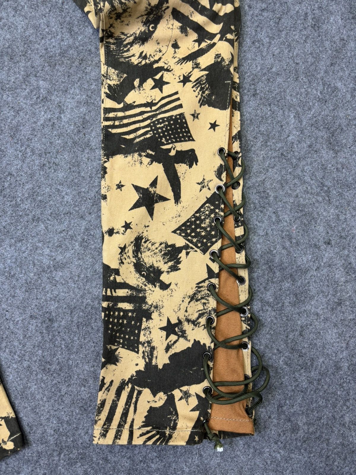 Japanese Brand 💥Lace Up Flare💥Browny Full Print Flare Pant F777 Size US 30 / EU 46 - 4 Thumbnail