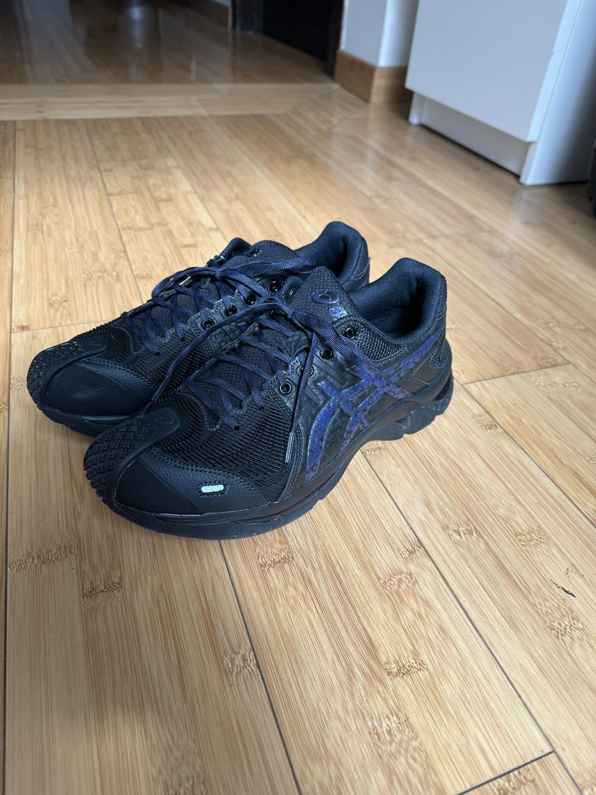 Asics × Kiko Kostadinov Kiko Kostadinov GEL-KIRIL III - BLACK/DEEP BLUE Size US 11 / EU 44 - 2 Thumbnail