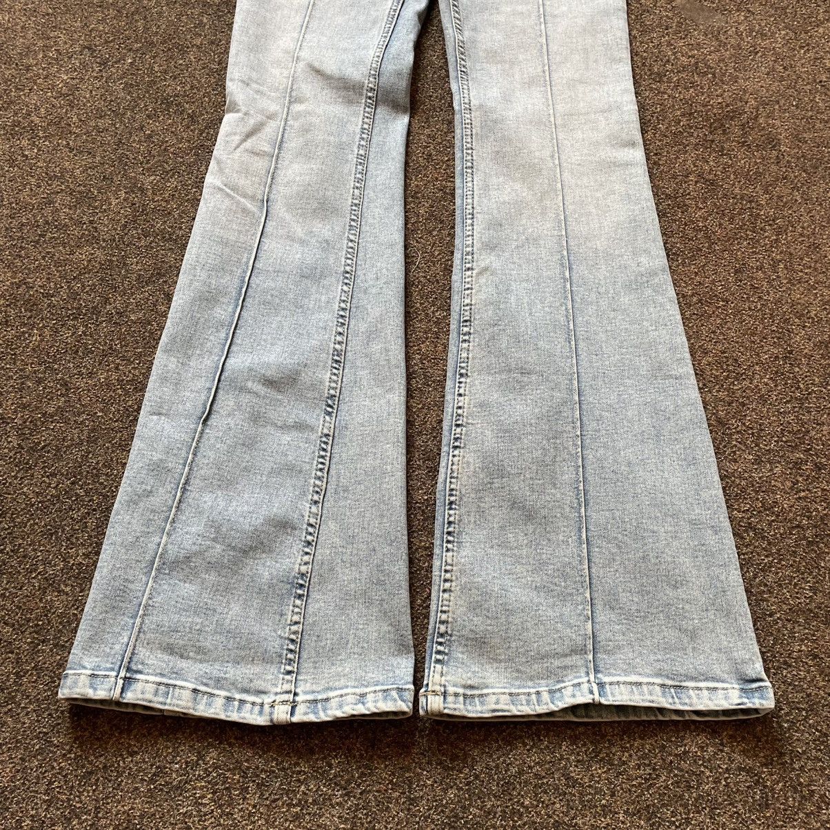 Vintage Vintage Y2K Faded Flare Jeans Wide Leg Bootcut Grunge Logo Size 32" / US 10 / IT 46 - 5 Thumbnail