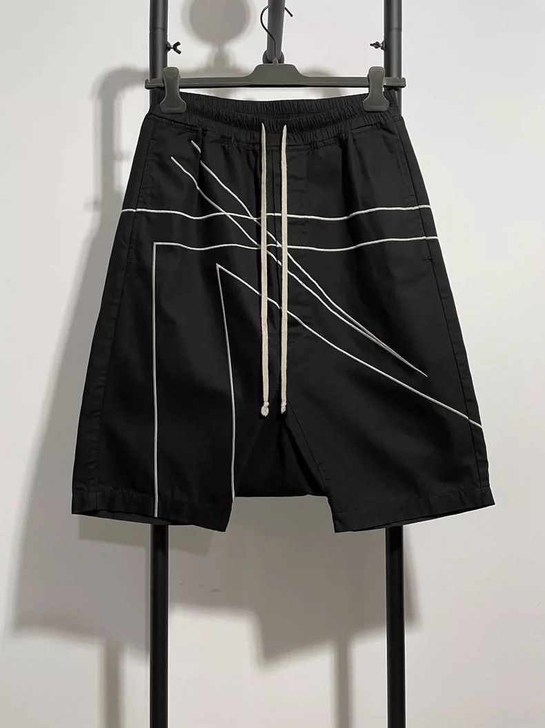 Rick Owens Rick Owens Black Graphic Design Shorts Size US 31 - 1 Thumbnail