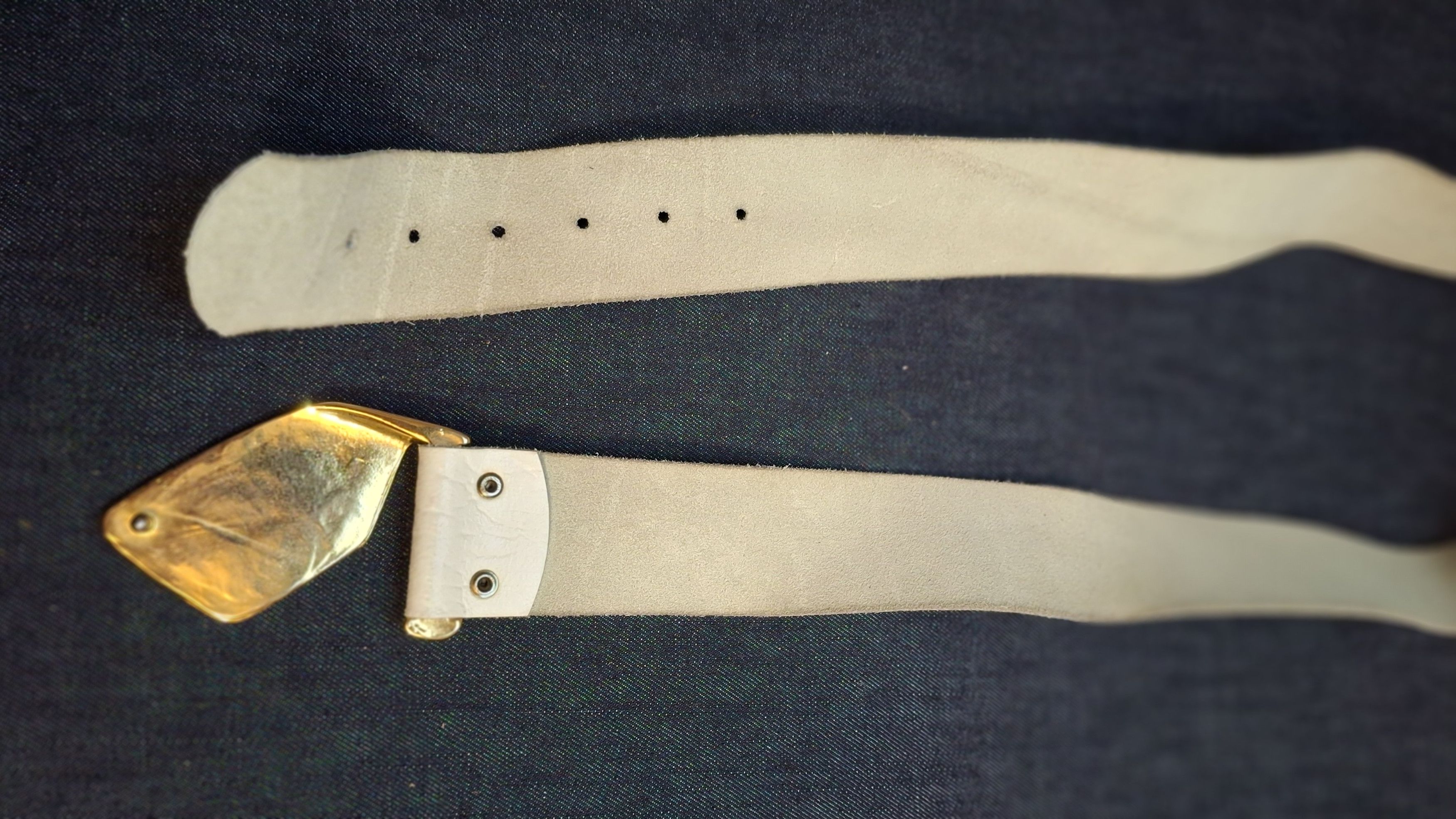 Vintage Vintage White Textured Leather Belt - Gold Avant-Garde Size ONE SIZE - 6 Thumbnail