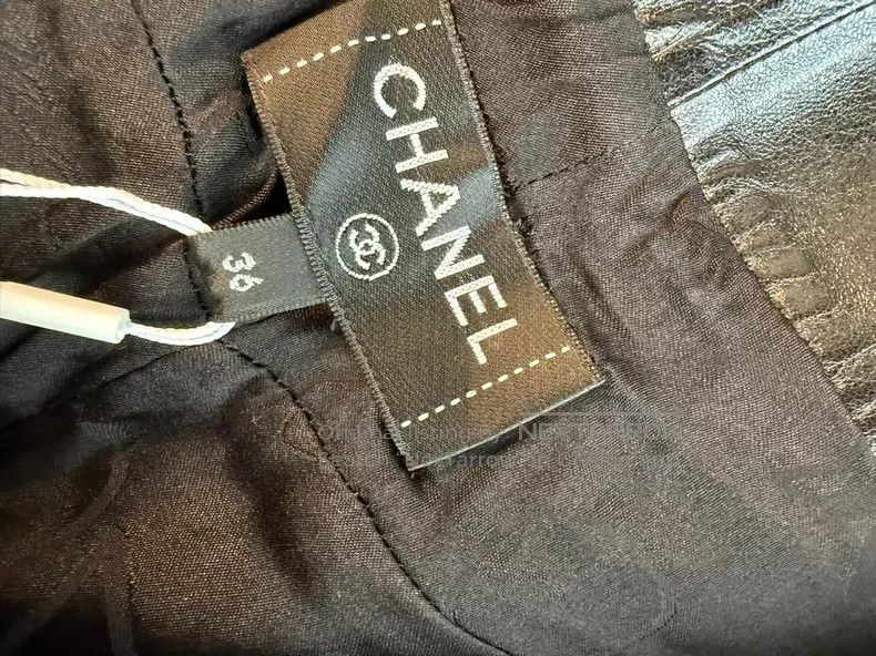Chanel Chanel Egyptian series beetle deer leather pants Size 24" / US 00 / IT 34 - 7 Thumbnail