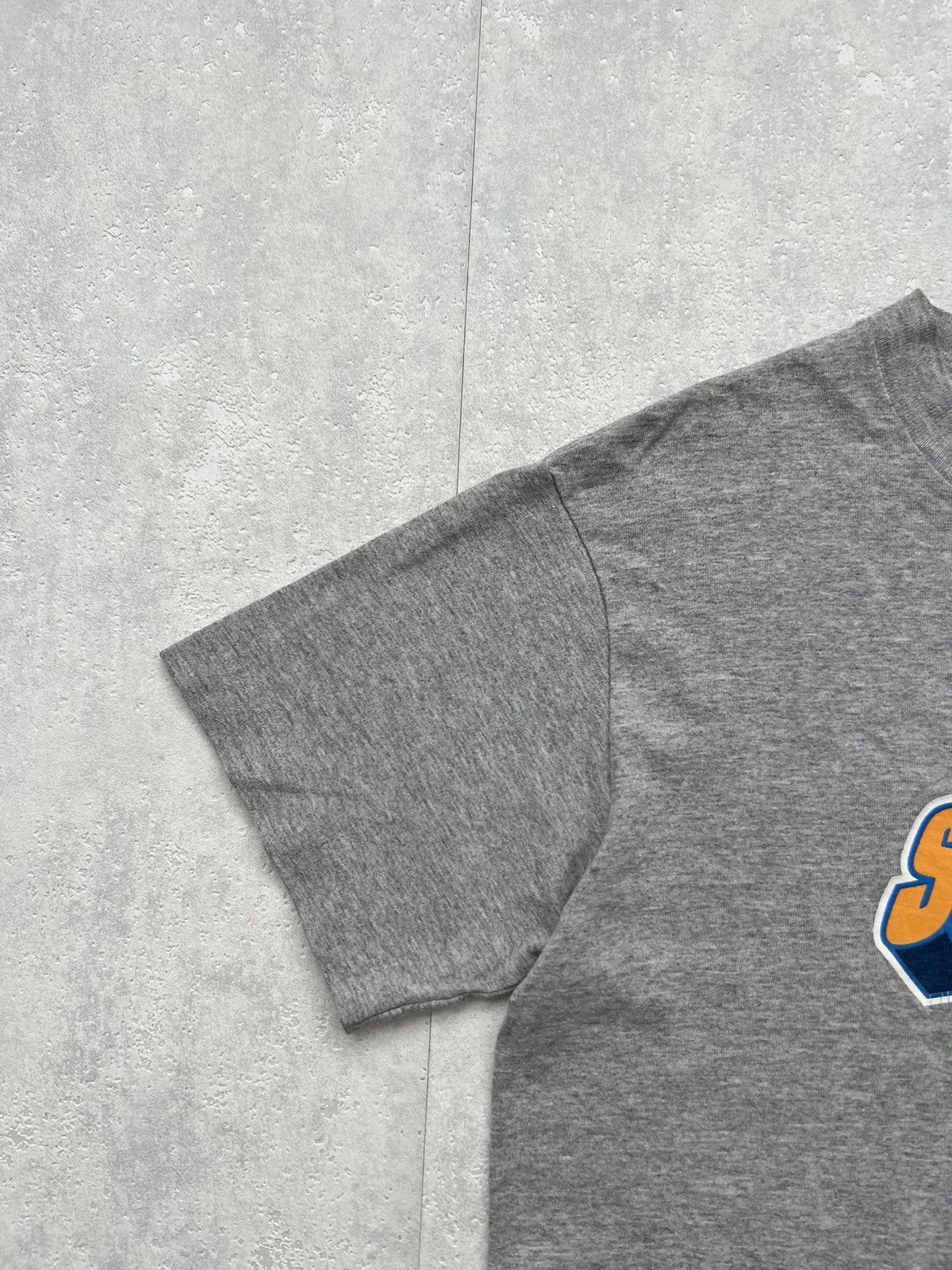 Stussy 00's STUSSY NEW YORK KNICKS NBA TEAM RARE Y2K TEE Size US S / EU 44-46 / 1 - 3 Thumbnail