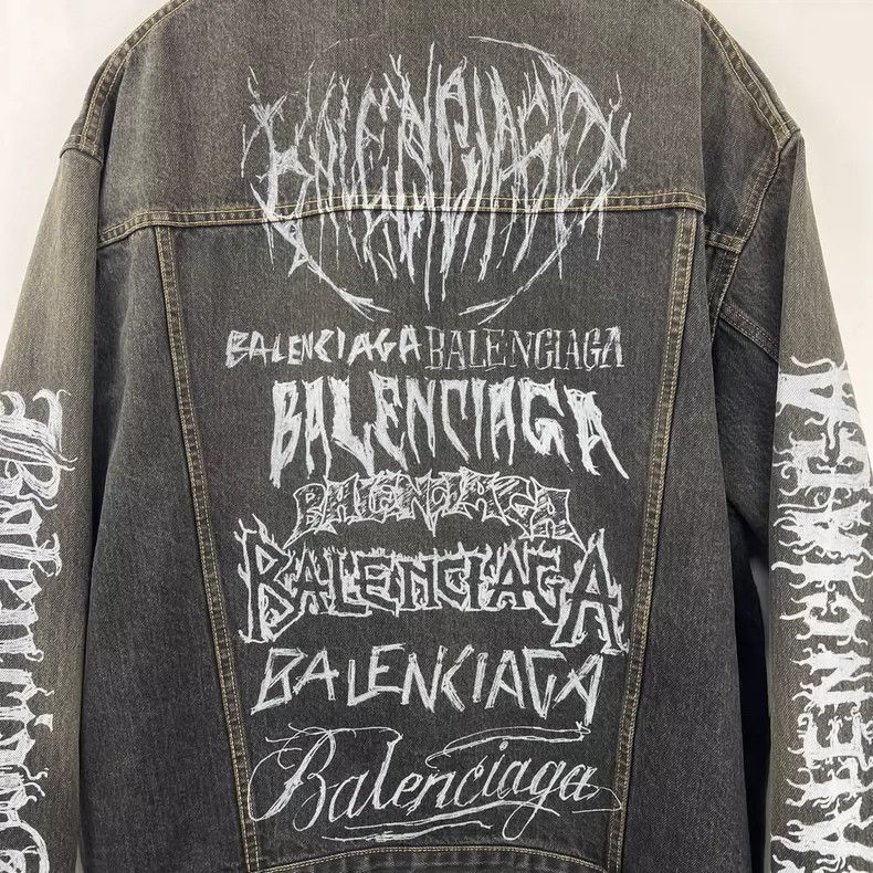 Balenciaga Balenciaga Year of the Dragon limited Sanskrit graffiti lo Size US XS / EU 42 / 0 - 3 Thumbnail