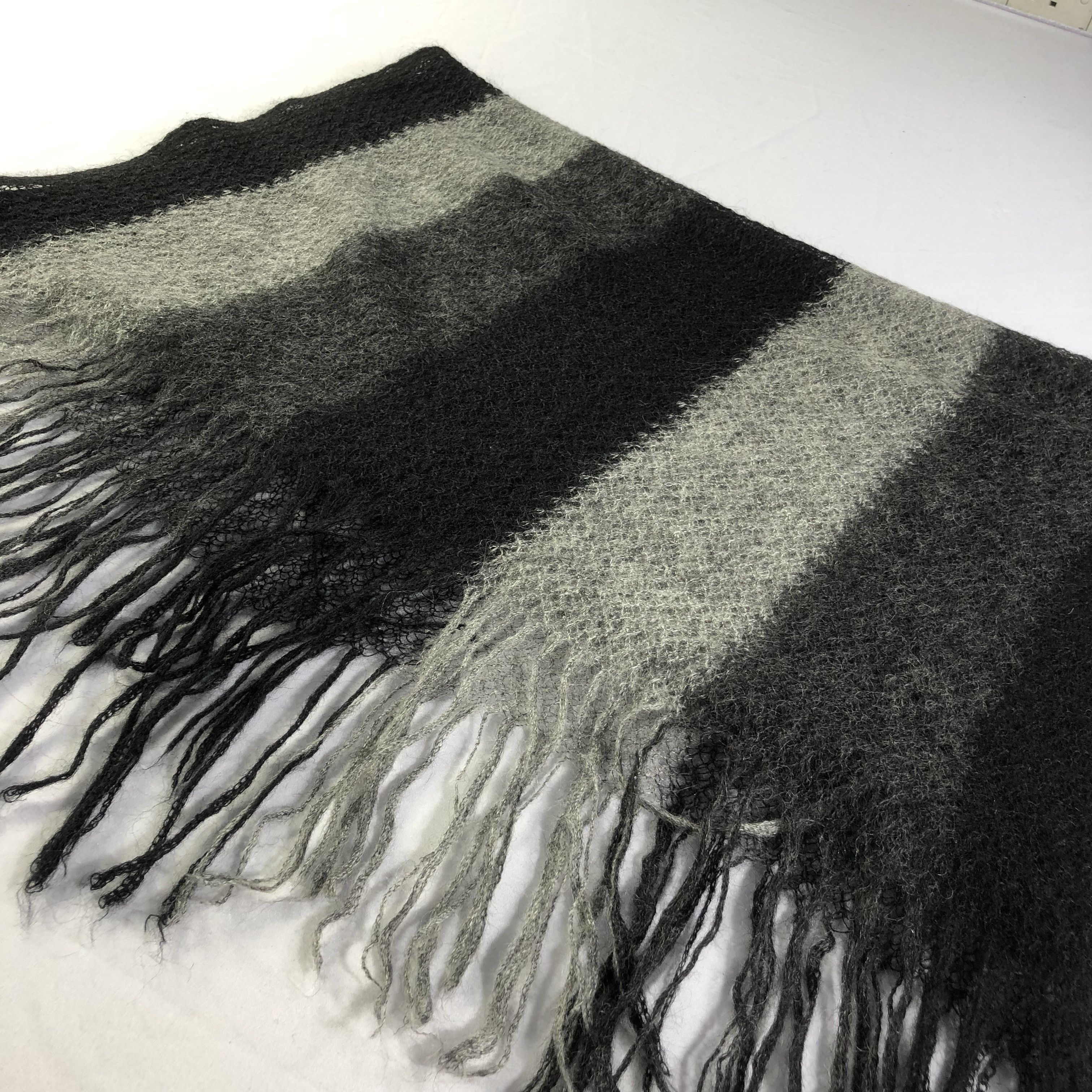 Japanese Brand Matsui Mohair Scarf Muffler Neck Wear Shawl V1557 Size ONE SIZE - 3 Thumbnail