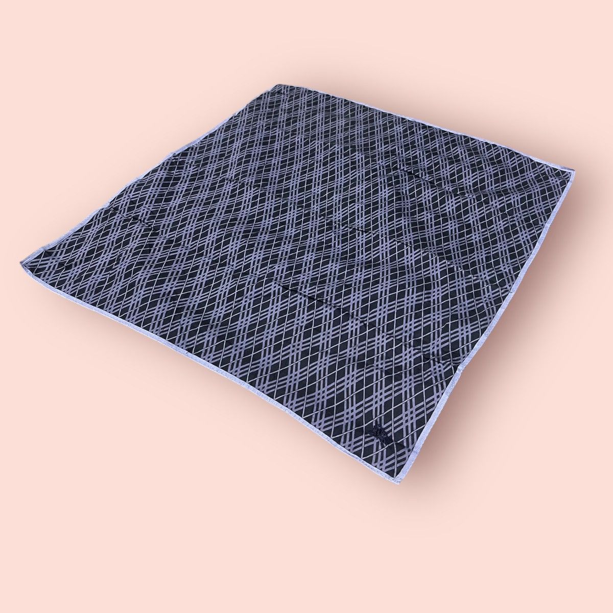 Burberry × Designer × Vintage VTG BURBERRY COTTON SILK HANDKERCHIEF/POCKETSQUARE/BANDANA Size ONE SIZE - 5 Thumbnail