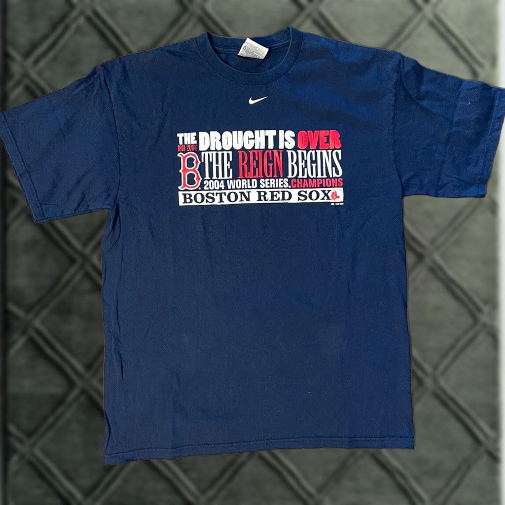 Nike VINTAGE Boston Red Sox Nike Center Swoosh World Series T-Shirt L Large Blue Men Shirt 2004 Size US L / EU 52-54 / 3 - 1 Thumbnail