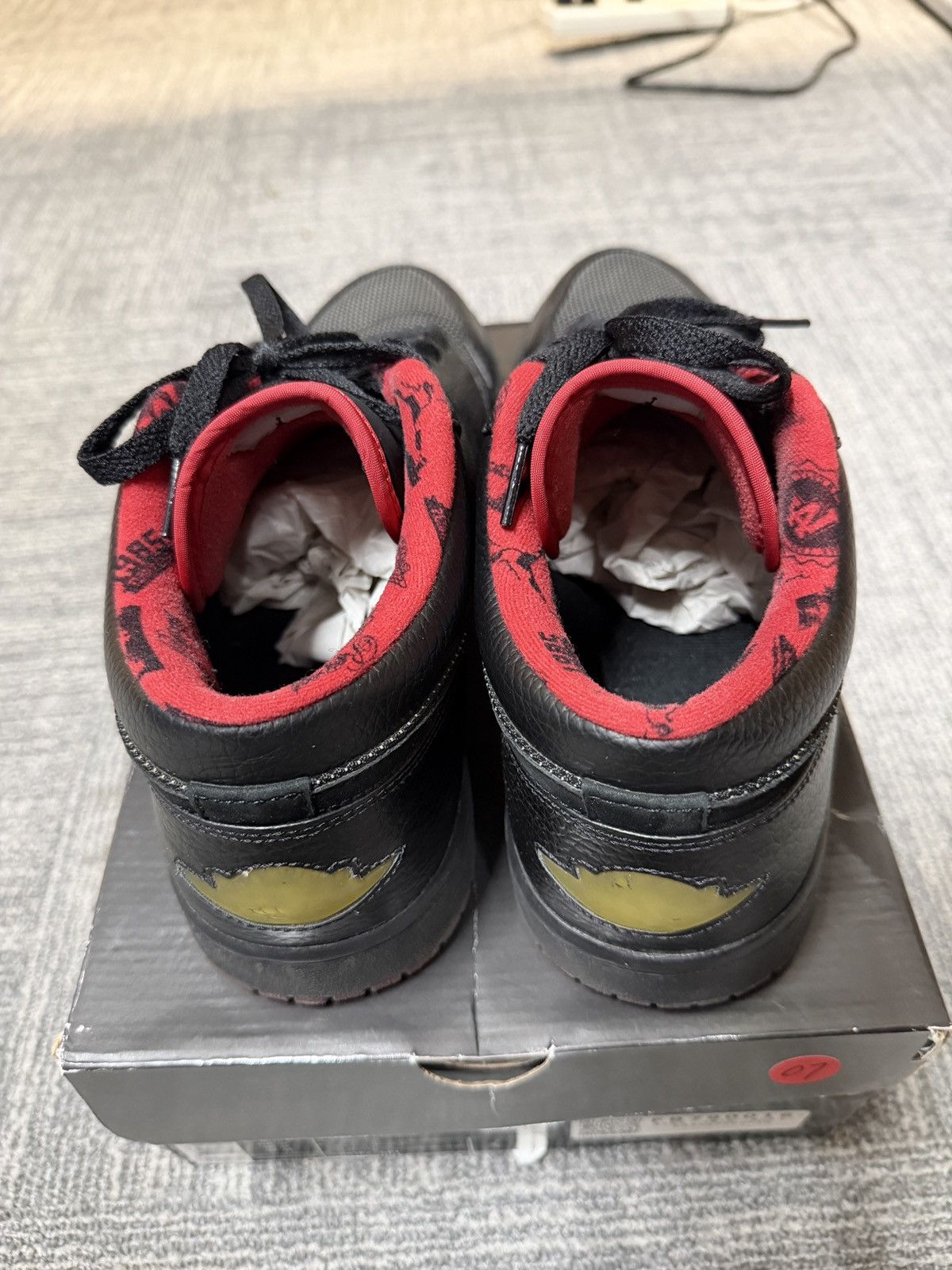 Jordan Brand Jordan 1 Retro Low Black Metallic Silver Varsity Red Size US 12 / EU 45 - 4 Thumbnail