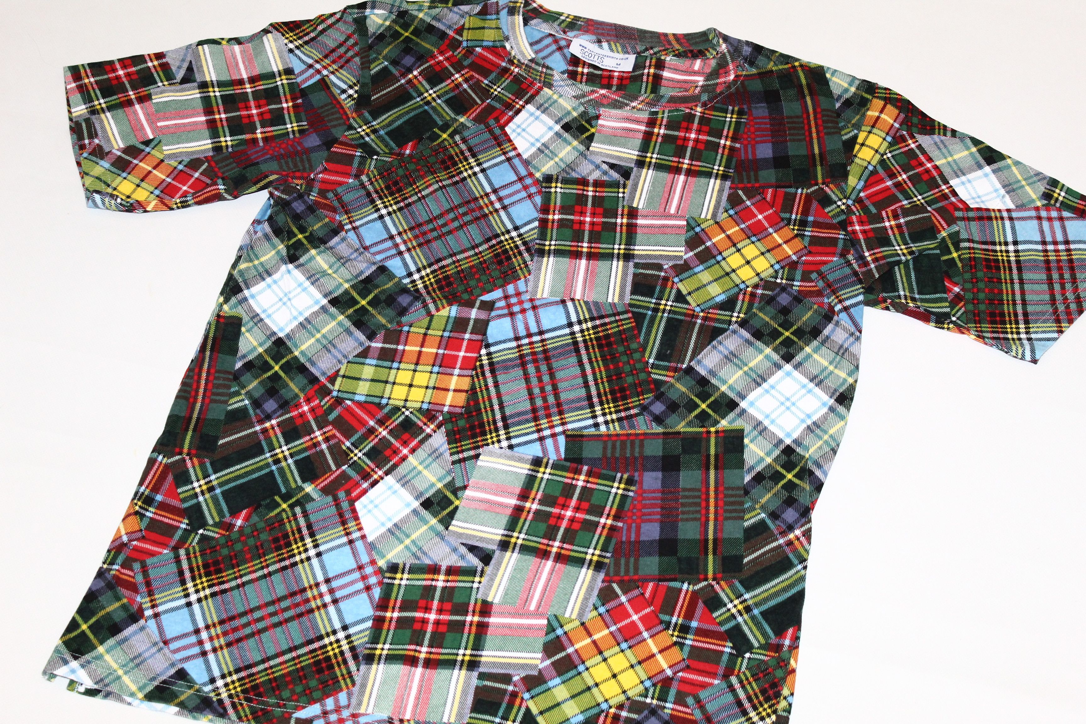 20471120 🔥Y2K SCOTTS design tartan patchwork grunge punk t-shirt Size US M / EU 48-50 / 2 - 9 Thumbnail