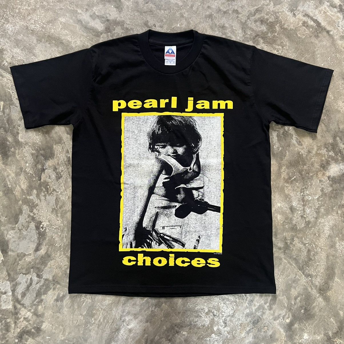 Band Tees Vintage Pearl Jam “Choices” T-Shirt 2002 Copyright Size US L / EU 52-54 / 3 - 1 Thumbnail