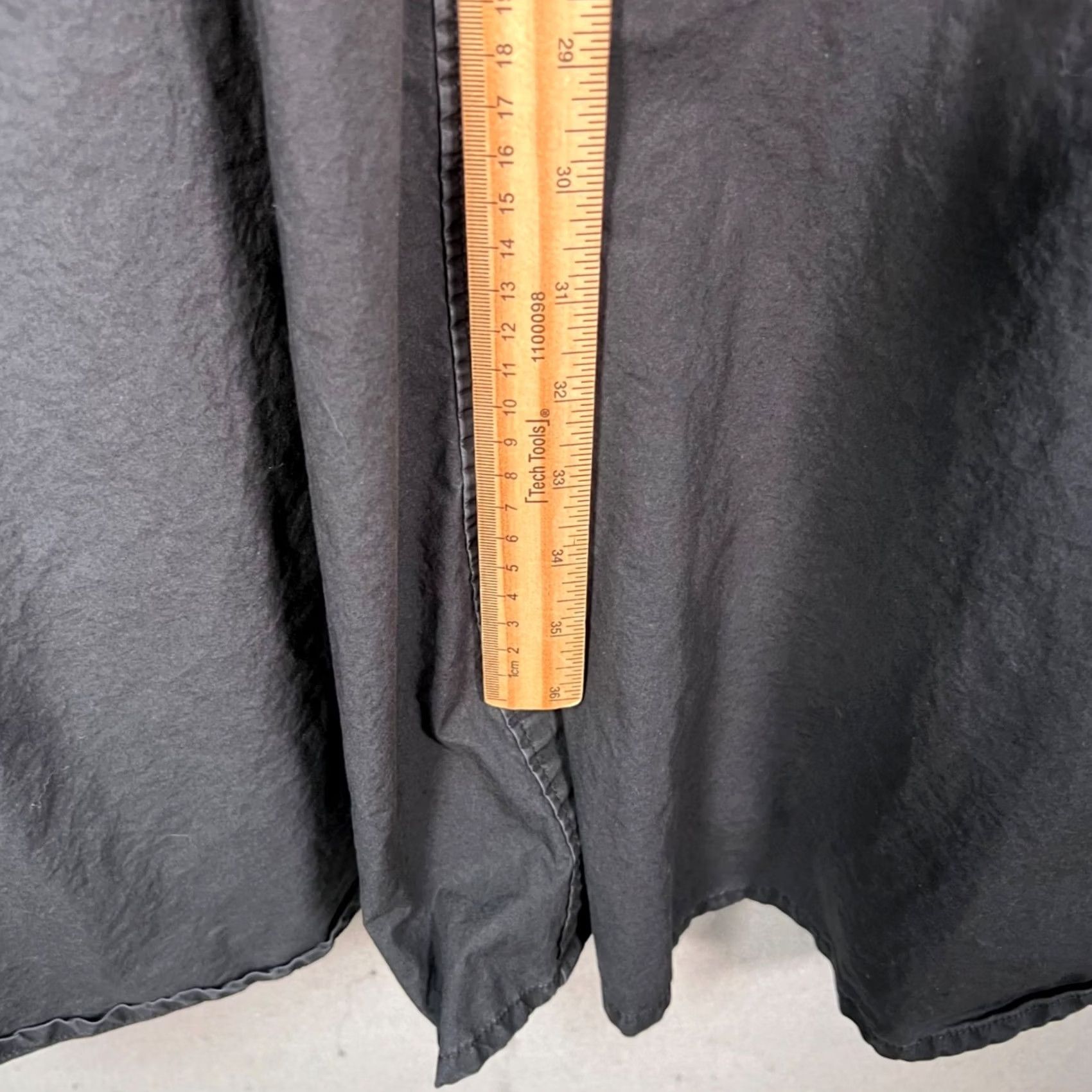 Uniqlo U Dress Womens Small Black Button-Down Shirt 3/4 Sleeve Flared Hem, Women's — image 5 of 6