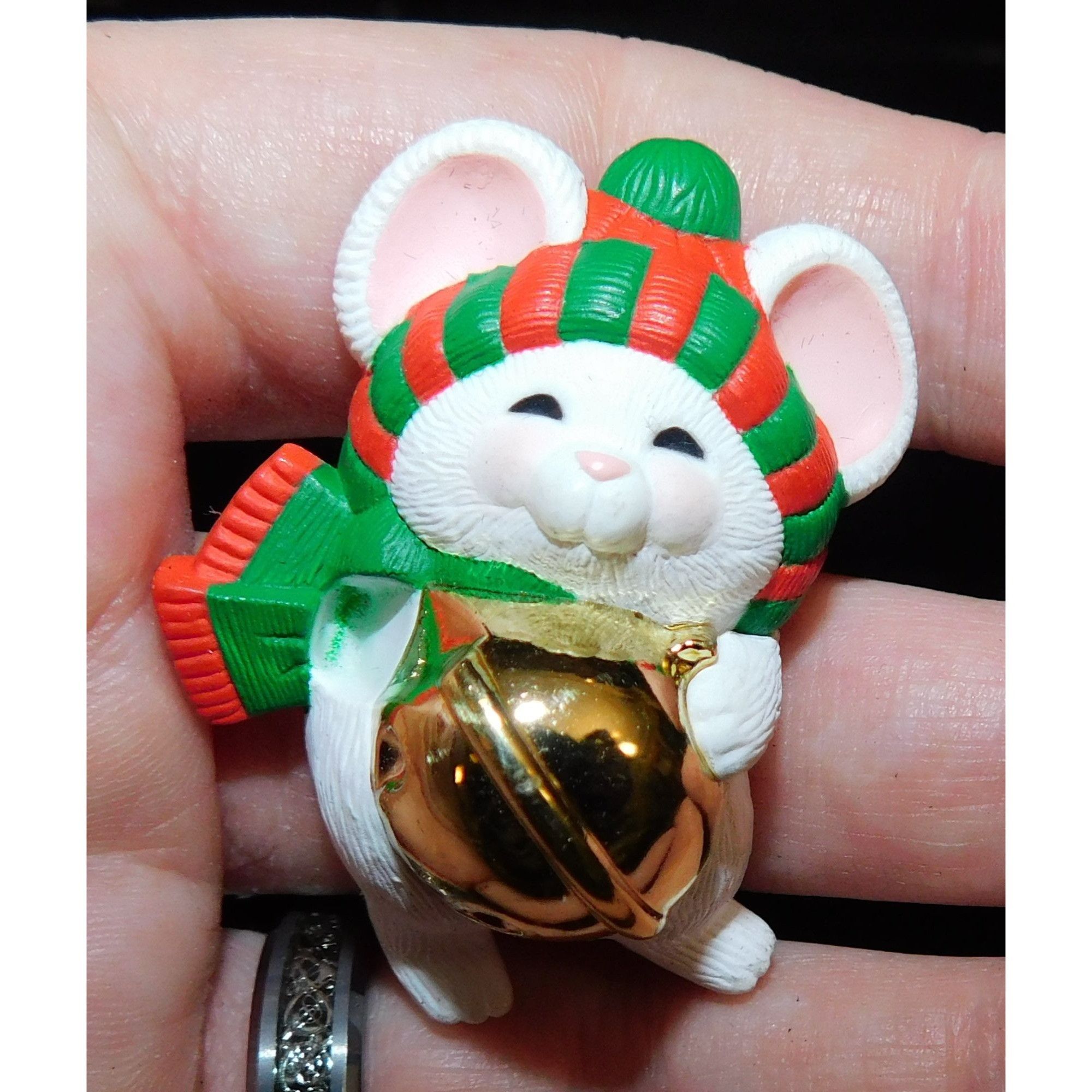 Other Vintage Hallmark Christmas Mouse Pin (Missing hand) Size ONE SIZE - 1 Thumbnail