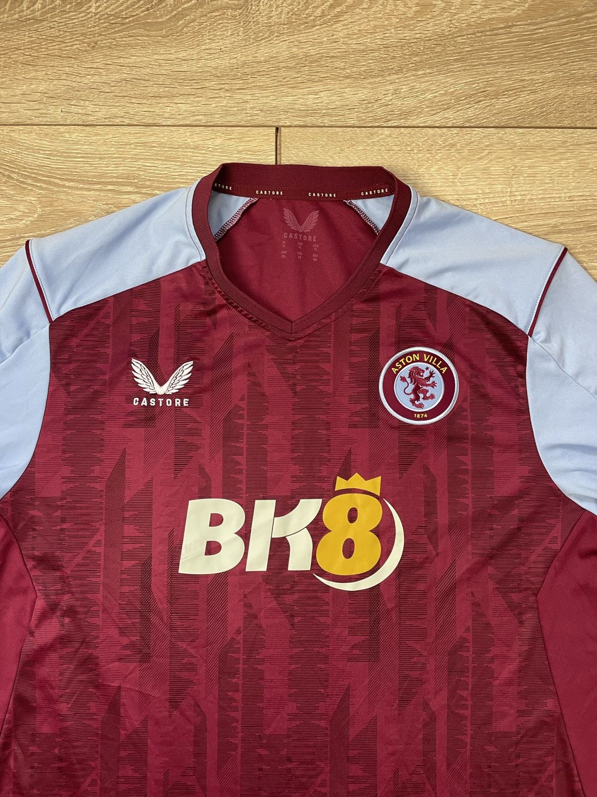 Castore Aston Villa FC 2023/24 Home Jersey Shirt Castore Xl size men Size US XL / EU 56 / 4 - 2 Thumbnail