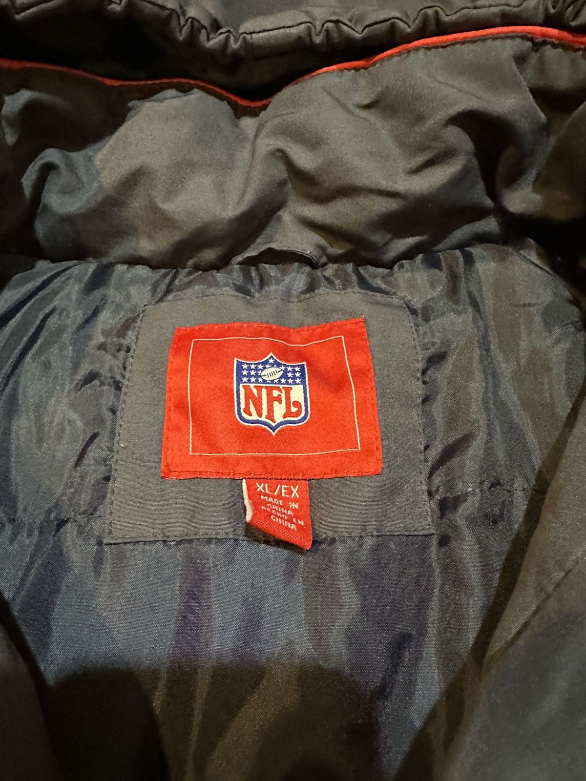 NFL Vintage NFL New England Patriots Puffer Jacket Sz XL Size US XL / EU 56 / 4 - 3 Thumbnail