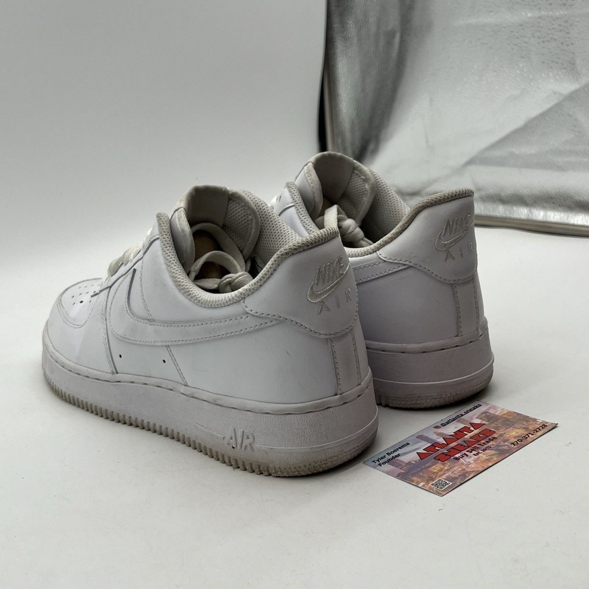 Nike Wmns Air Force 1 07 triple white Size US 10.5 / EU 43-44 - 4 Thumbnail
