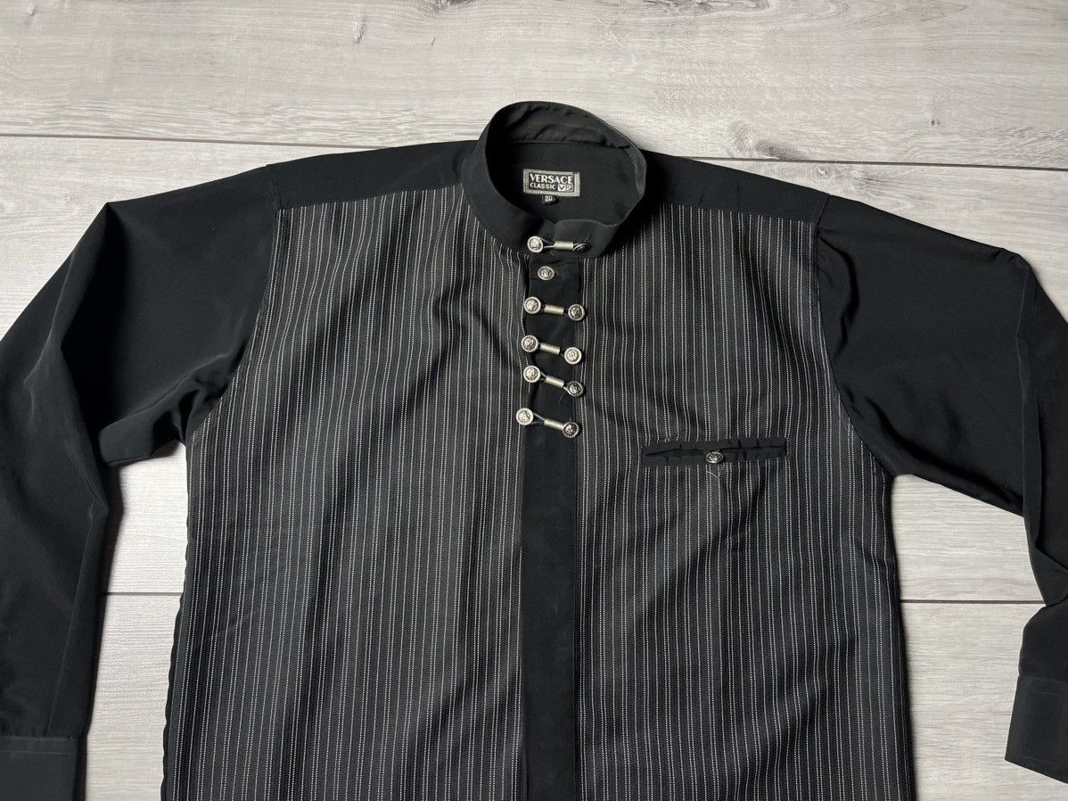 Versace Versace v2 classic shirt shanghai style Japanese size XLarge Size US XL / EU 56 / 4 - 3 Thumbnail