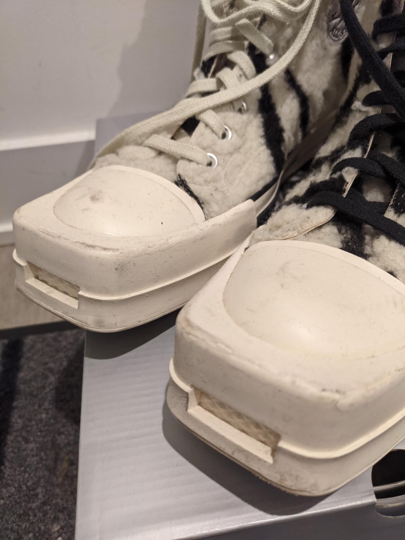 Rick Owens Drkshdw TURBODRK Zebra Fleece Converse Hightop Sneakers Size US 9 / EU 42 - 5 Thumbnail