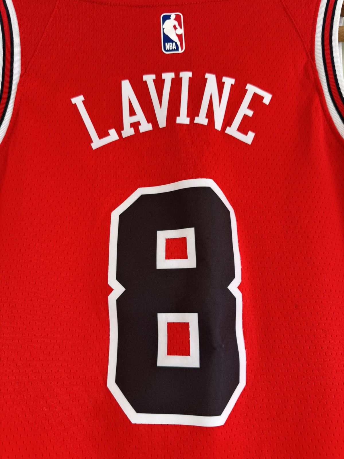 Nike Lavine #8 Chicago Bulls Basketball Jersey NBA Shirt Kit Size US S / EU 44-46 / 1 - 8 Thumbnail