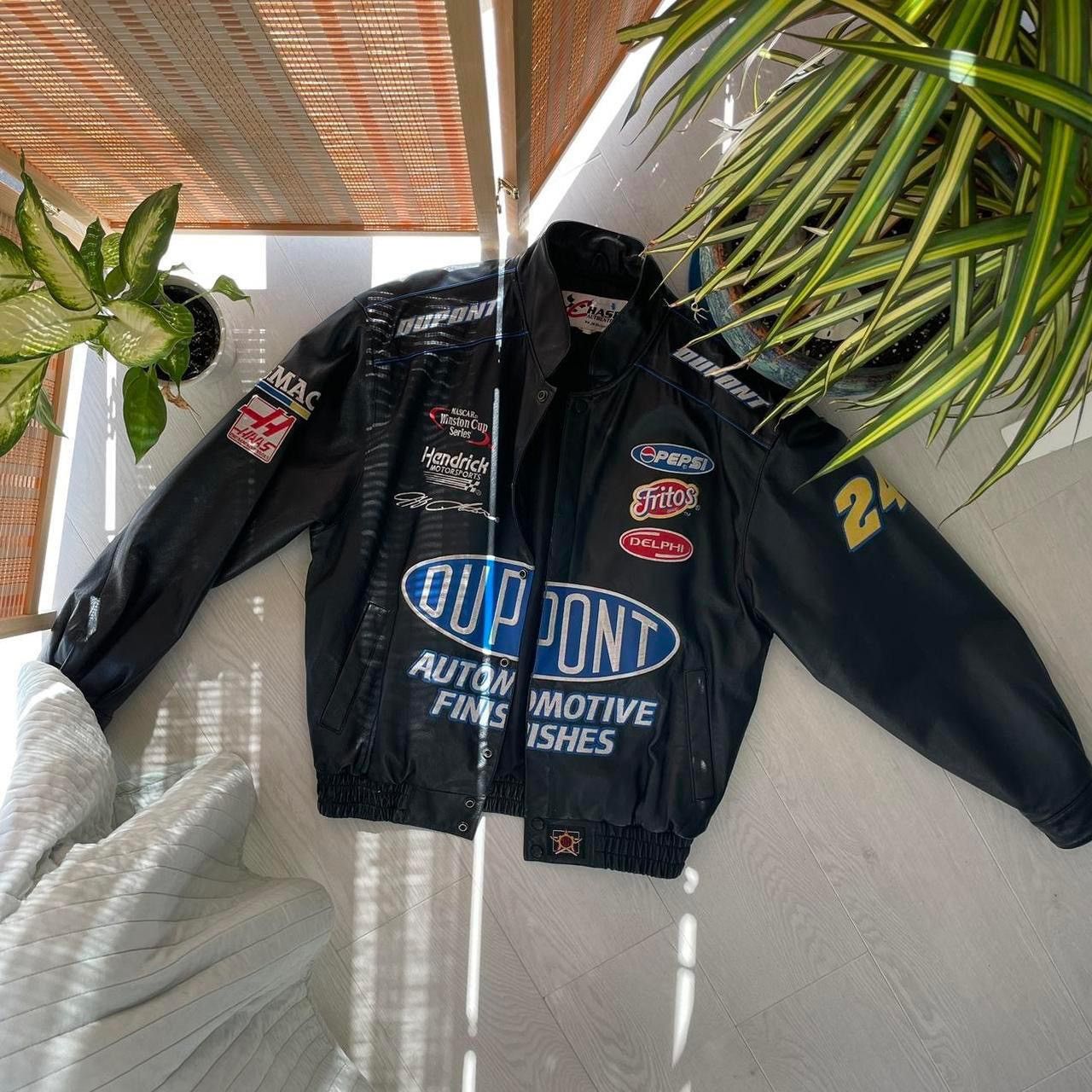 Vintage NASCAR Chase selling Authentics DuPont Racing Jacket Size Large