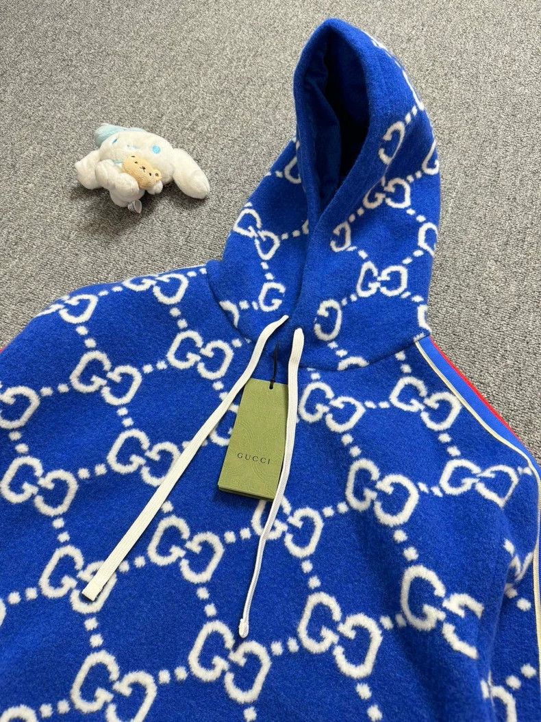 Gucci GucciNew blue plush jacquard full logo hoodie 2503-Nextarro Size US M / EU 48-50 / 2 - 3 Thumbnail