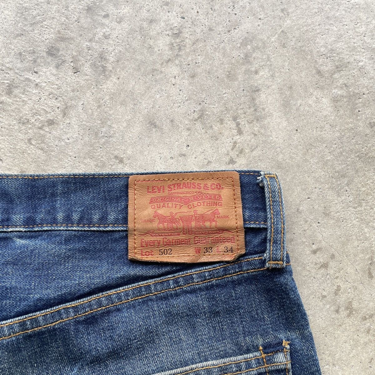 Vintage Vintage Levi’s 502 Rusty Jeans Denim Pants Faded W34 Size US 34 / EU 50 - 10 Thumbnail