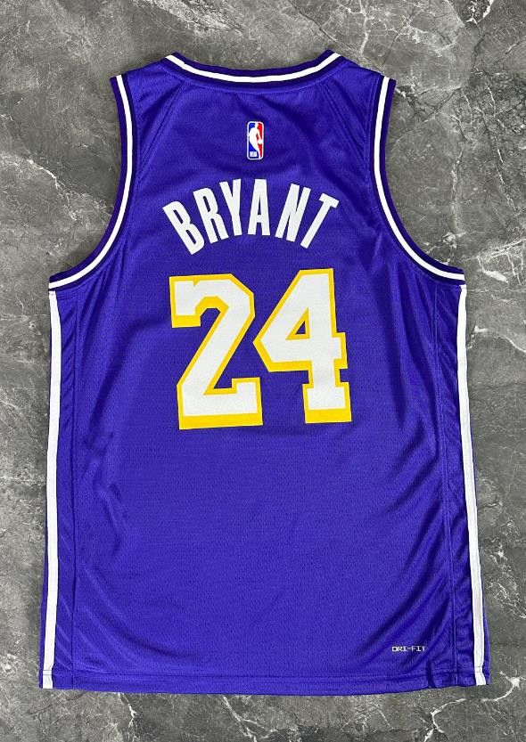 NBA 2026 Los Angeles Lakers #24 Kobe Bryant Jersey Size US M / EU 48-50 / 2 - 1 Thumbnail