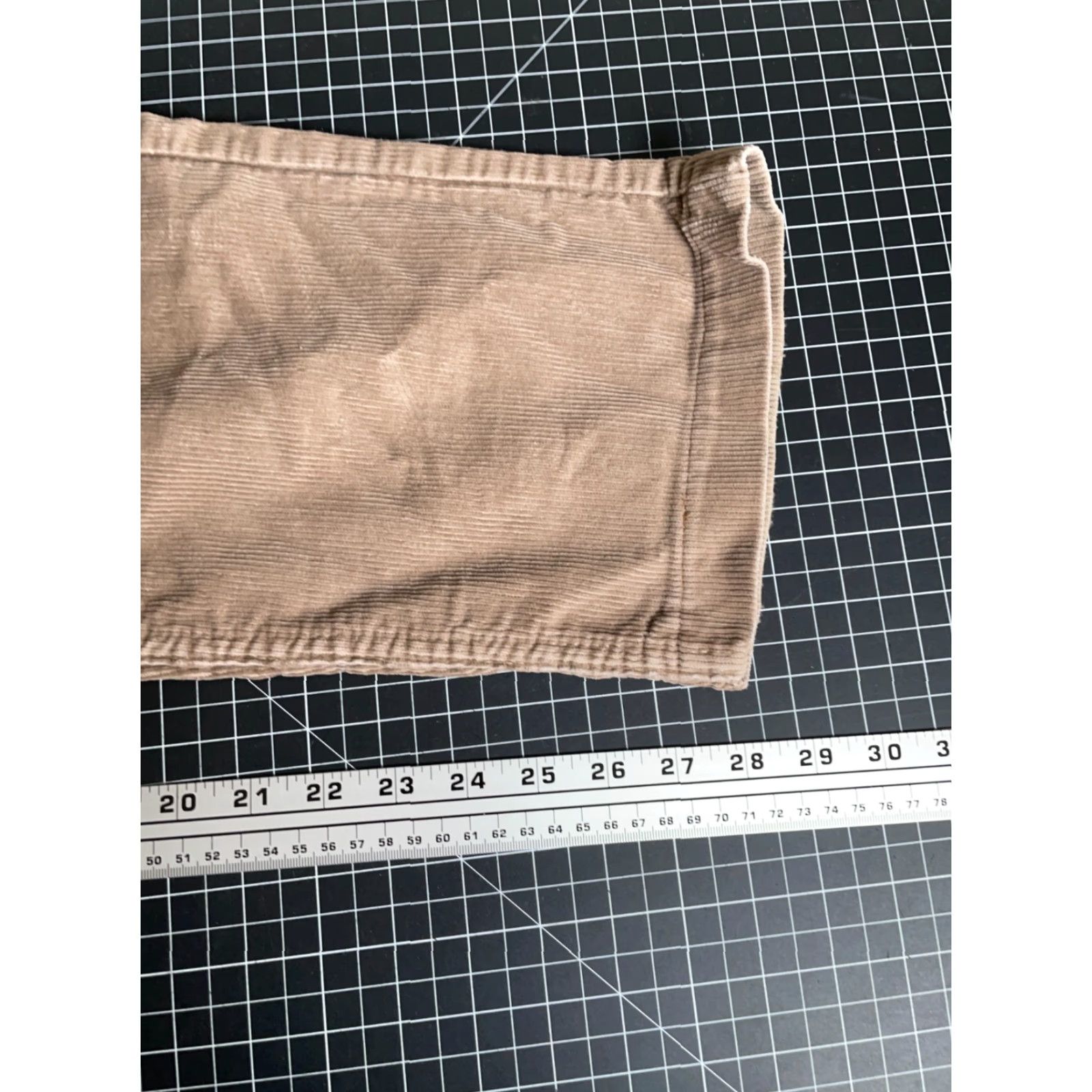 Levi's VINTAGE Levi's 521 Corduroy Pants Men's 35 x 28 Beige Tapered 80s Retro Size US 35 - 6 Thumbnail