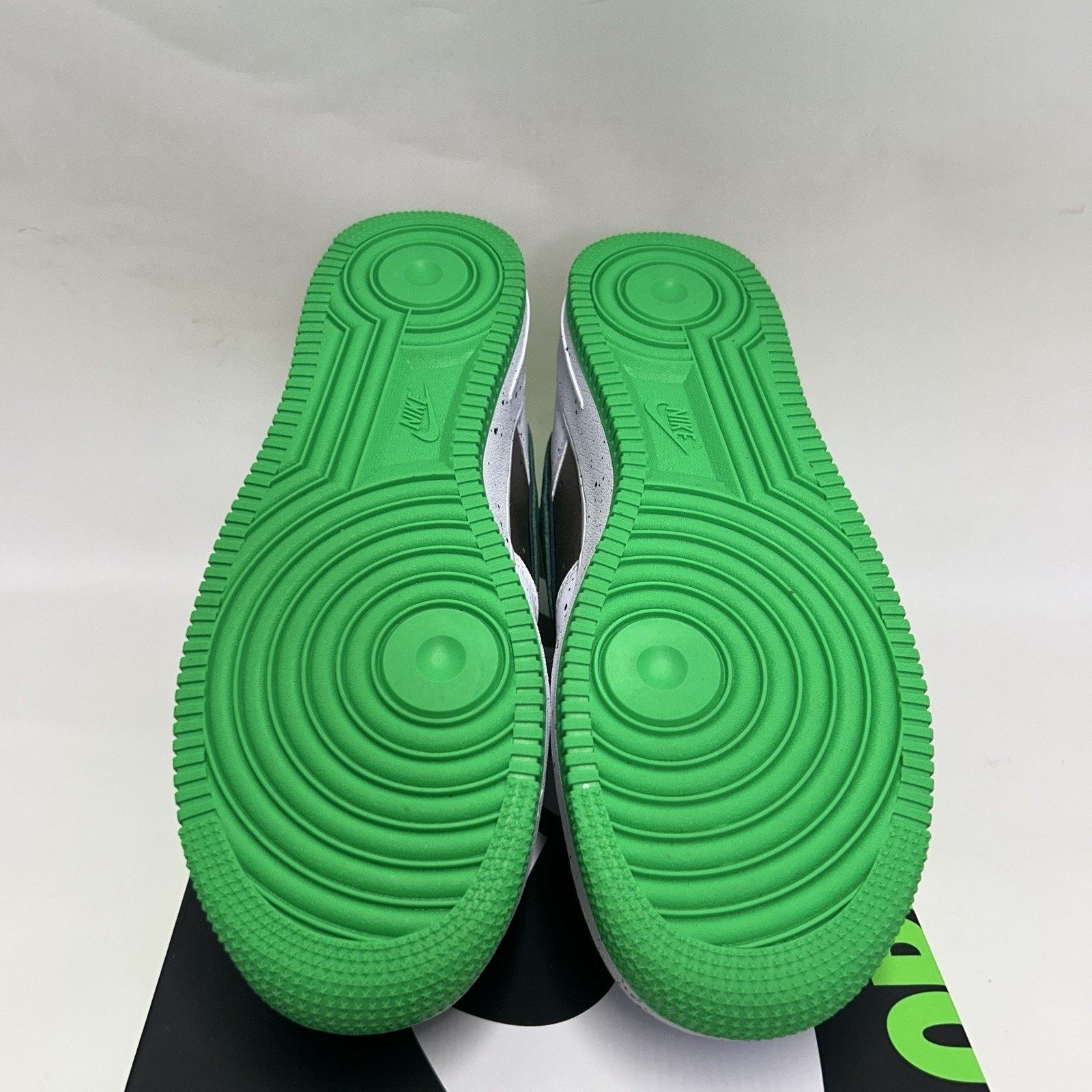 Nike Nike Air Force 1 Low PE Oregon “Egg or Duck/White Green” Size US 11 / EU 44 - 6 Thumbnail
