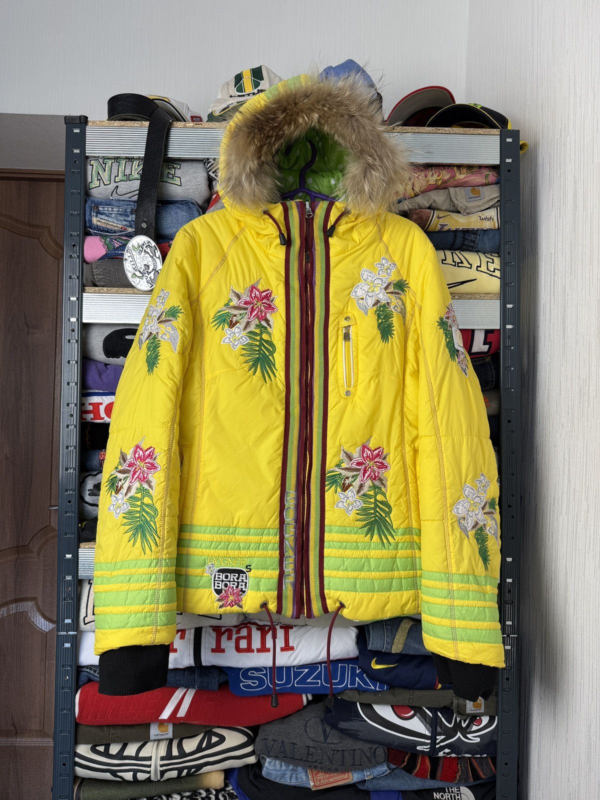 Bogner Bogner Ski Jacket Reversible Bomber Patchwork Flowers Size L / US 10 / IT 46 - 1 Thumbnail