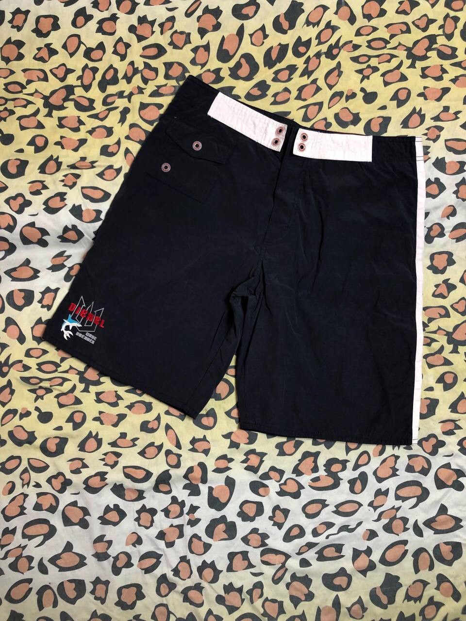 Diesel × Vintage Diesel vintage nylon reversible shorts parachute Drill Size US 32 / EU 48 - 1 Thumbnail