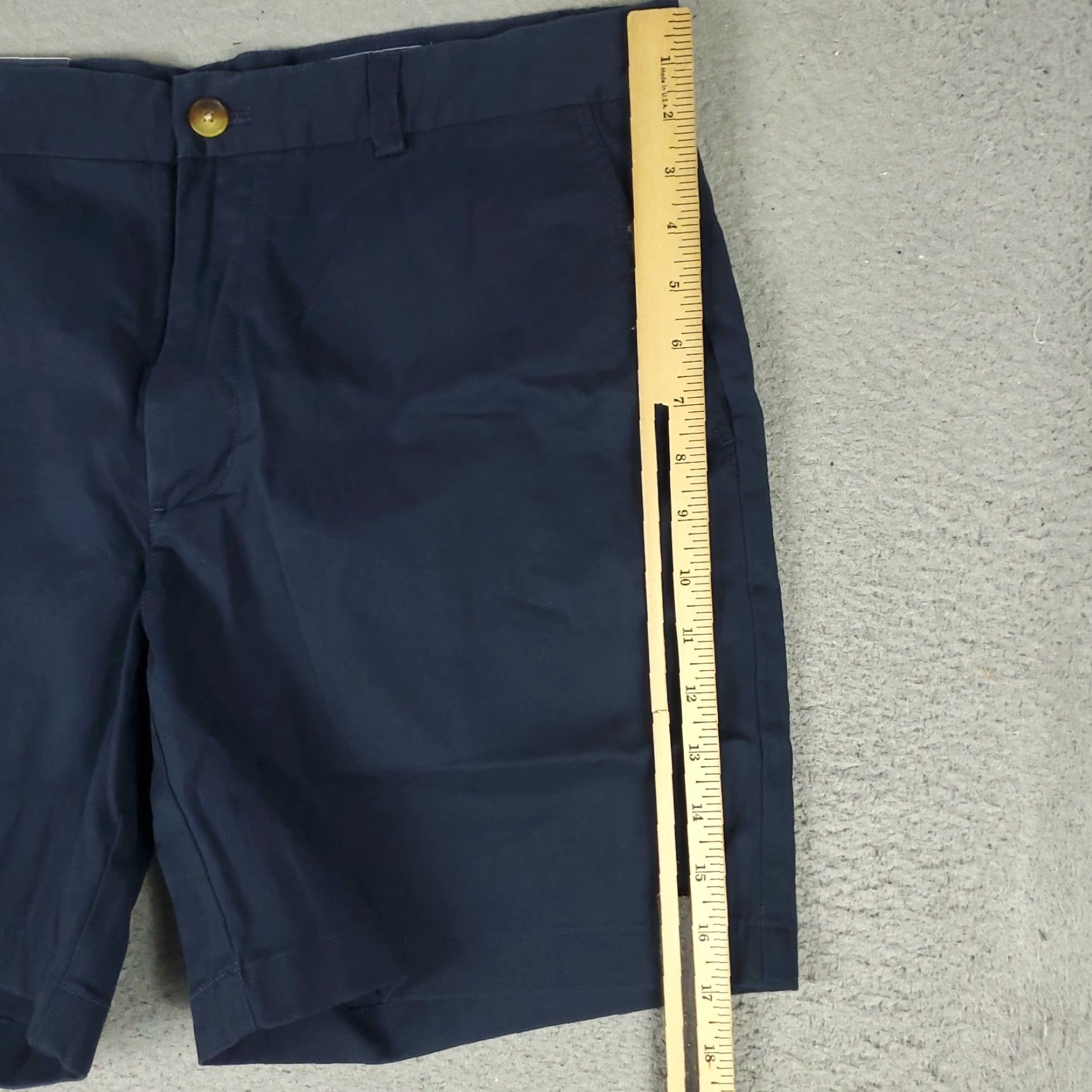 Vineyard Vines VINEYARD VINES Shorts Mens 35 Blue Breaker Classic Fit Flat Front Chino Shorts Mens 35 Blue Breaker Classic Fit Flat Front Chino Size US 35 - 3 Thumbnail