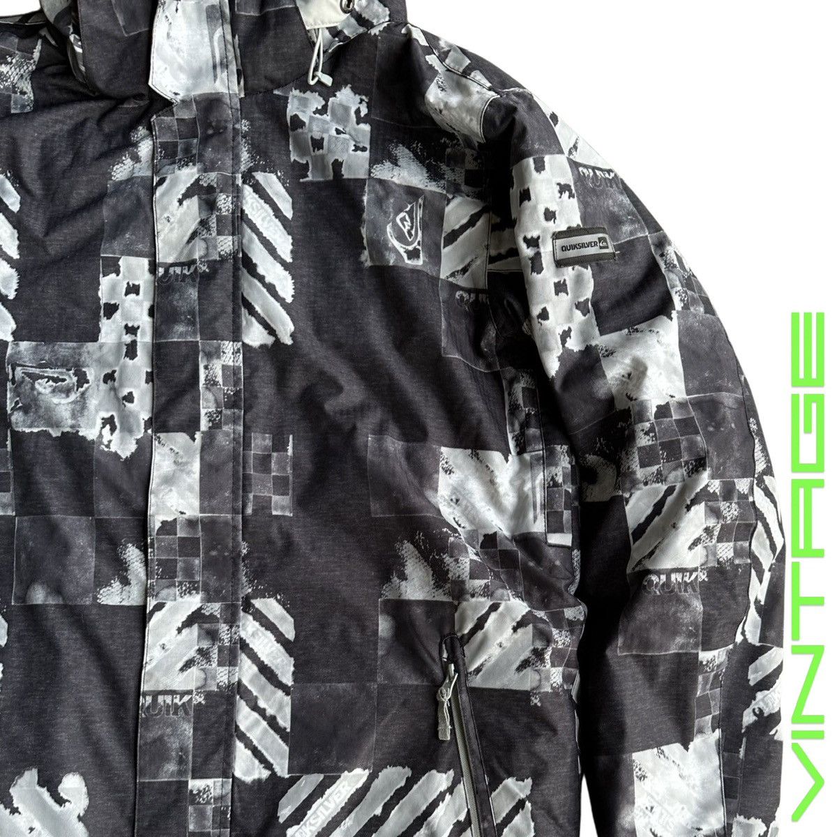 Quiksilver QUICKSILVER ABSTRACT CHECKERBOARD LOGO SKI JACKET_SMALL Size US S / EU 44-46 / 1 - 3 Thumbnail