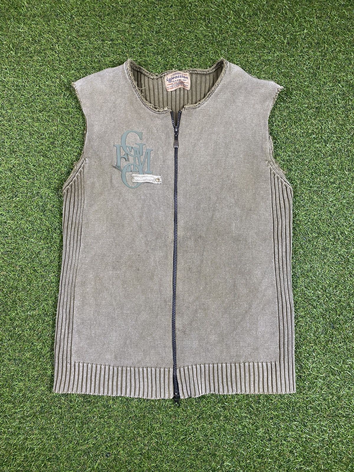 Vintage Vintage 90s Japanese zip up vest streetwear style size M Size US M / EU 48-50 / 2 - 1 Thumbnail