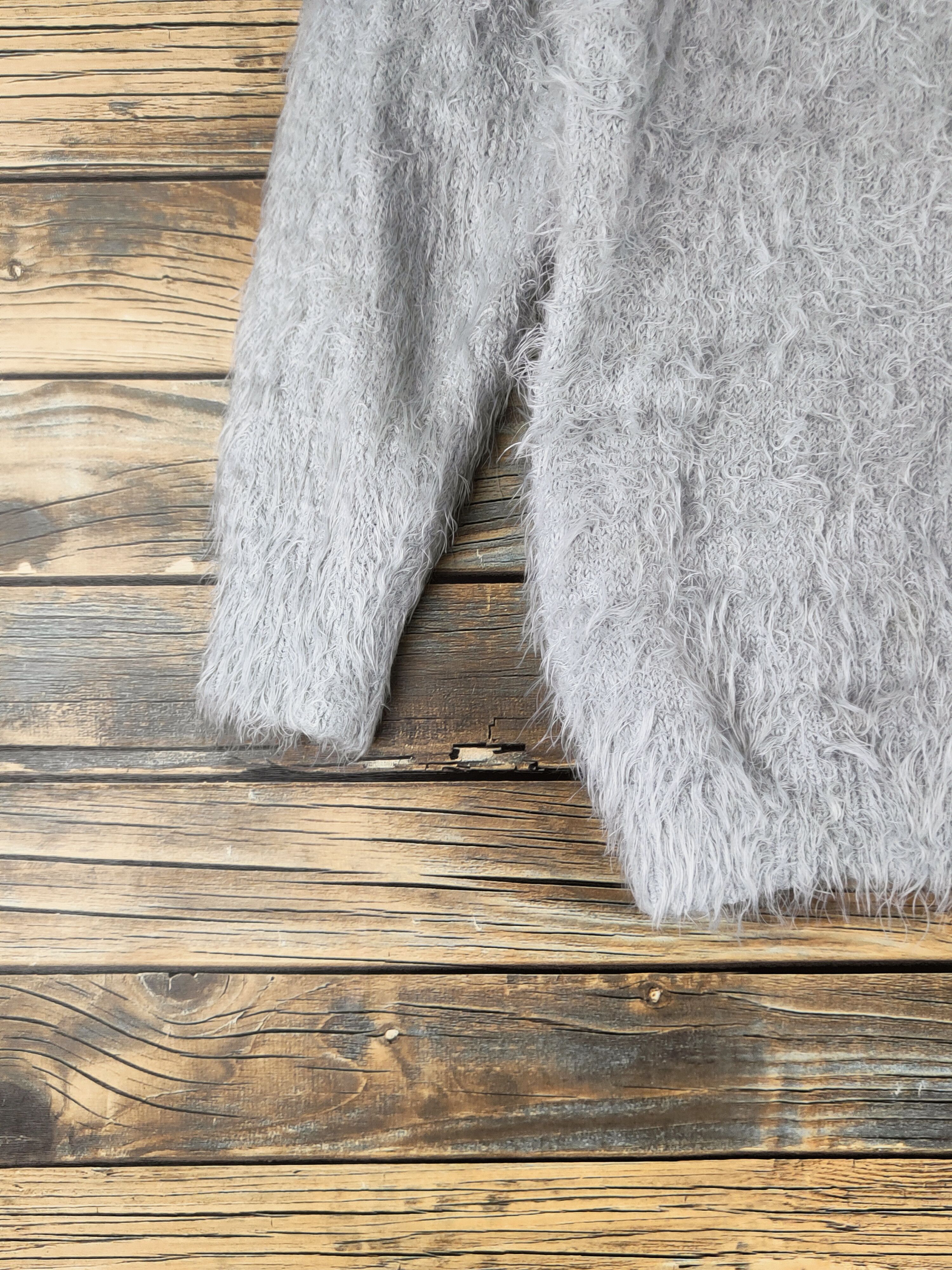 Japanese Brand DL Shoo La Rue Gray Fur Mohair Knitwear #46-521 Size S / US 4 / IT 40 - 4 Thumbnail