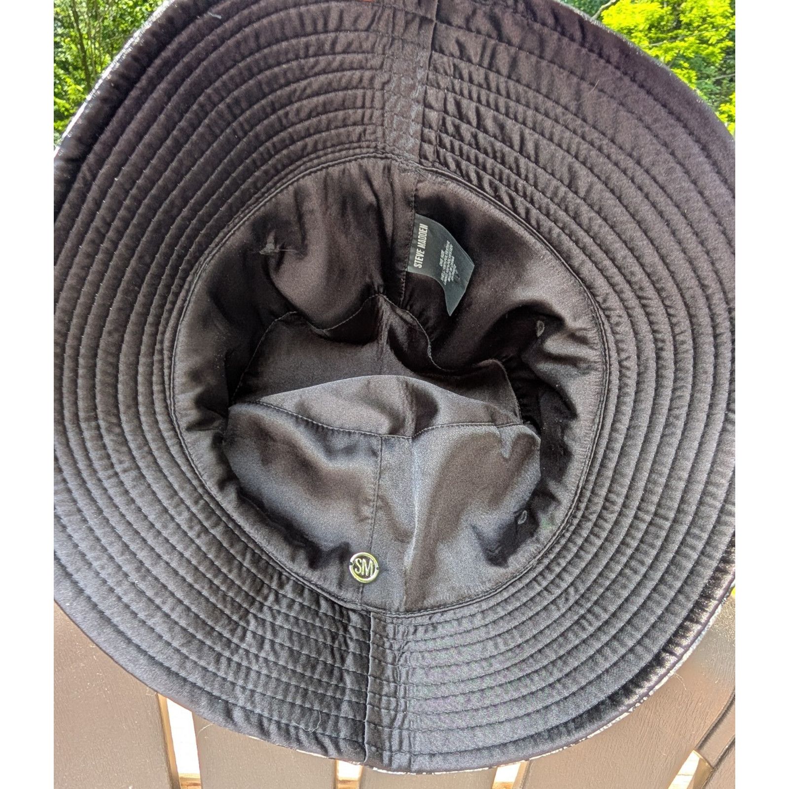 Steve Madden Steve Madden Bucket Hat Black/Silver Floral Beach Summer Hat Size ONE SIZE - 4 Thumbnail