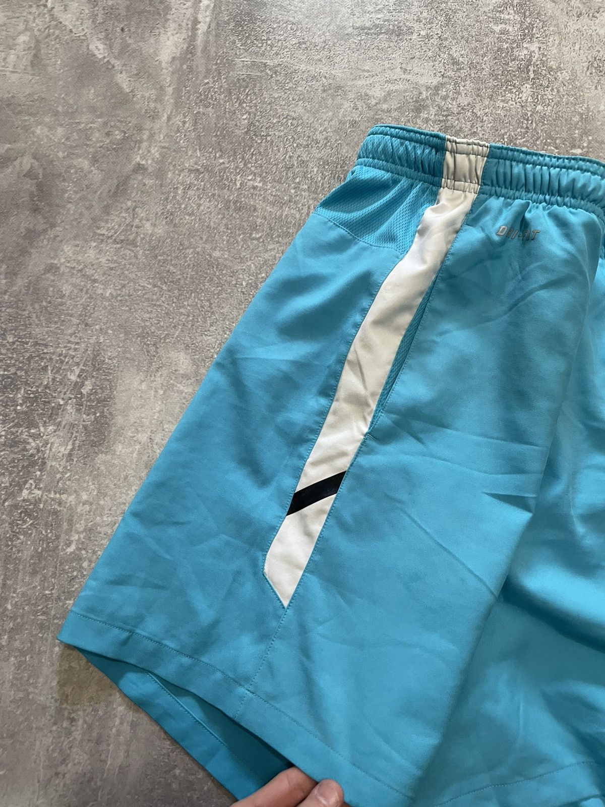 Nike Vintage Nike Dri-Fit Running Shorts Size XL Size US 36 / EU 52 - 8 Thumbnail