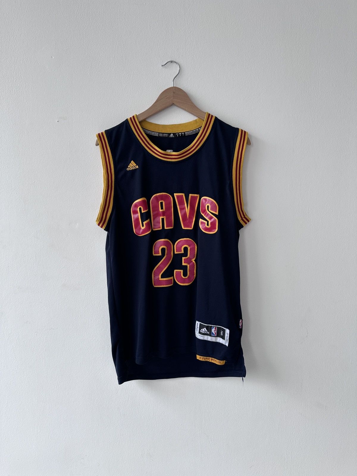 Adidas × NBA LeBron JAMES 23 Cleveland Cavaliers Adidas NBA JERSEY Size US S / EU 44-46 / 1 - 1 Thumbnail