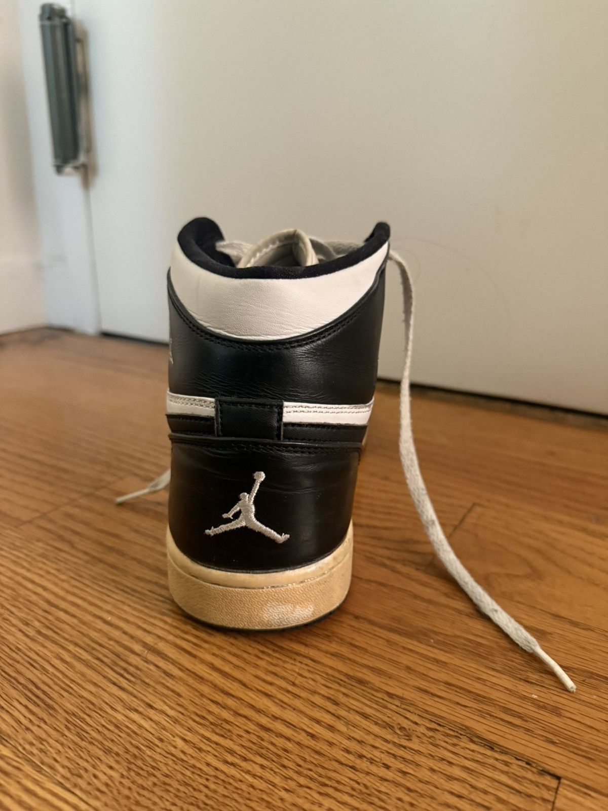Nike Jordan 1 Retro Countdown Pack Size US 11 / EU 44 - 4 Thumbnail