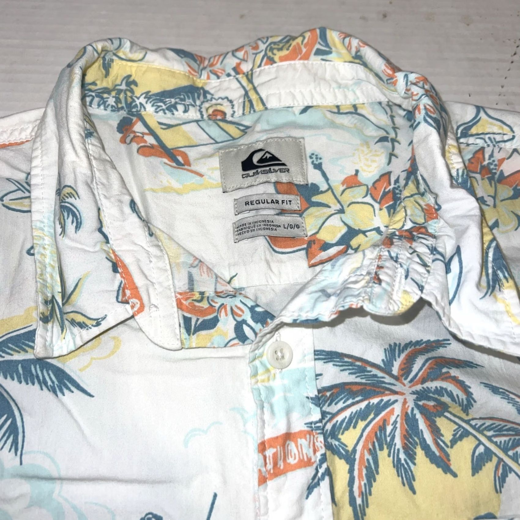 Quiksilver VINTAGE Quiksilver Hawaiian Aloha Windsurfing Outrigger Canoe Club Hula SHIRT Large Yellow Cotton Knit Short Sleeve Button-Down Mens Size US L / EU 52-54 / 3 - 3 Thumbnail
