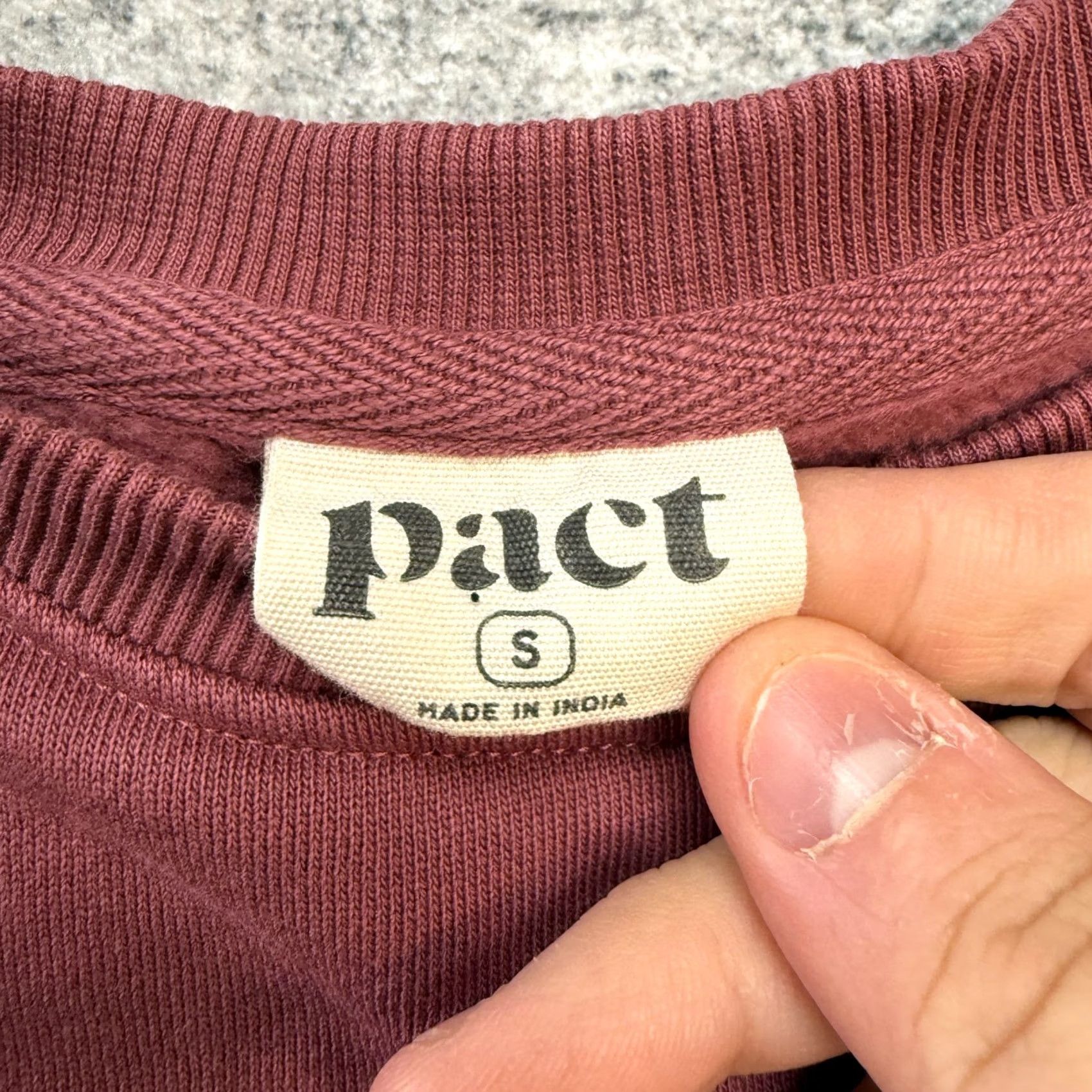 Vintage Pact Sweatshirt Womens Small Rose Burgundy Organic Cotton Crewneck Midweight Regular Sweatshirt Pullover Crew Neck Red Fall Winter Women 2020s Size S / US 4 / IT 40 - 3 Thumbnail