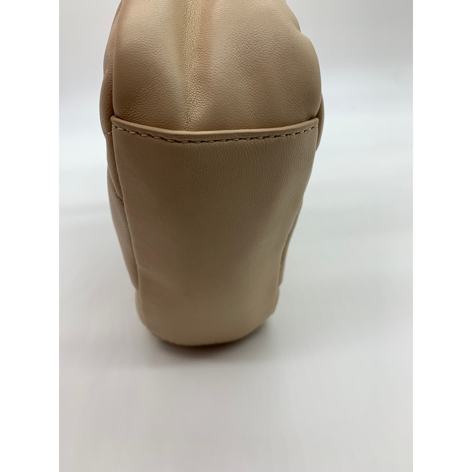 Vince Camuto Vince Camuto Quilted Leather Crossbody Doty Womens Purse Size ONE SIZE - 10 Thumbnail