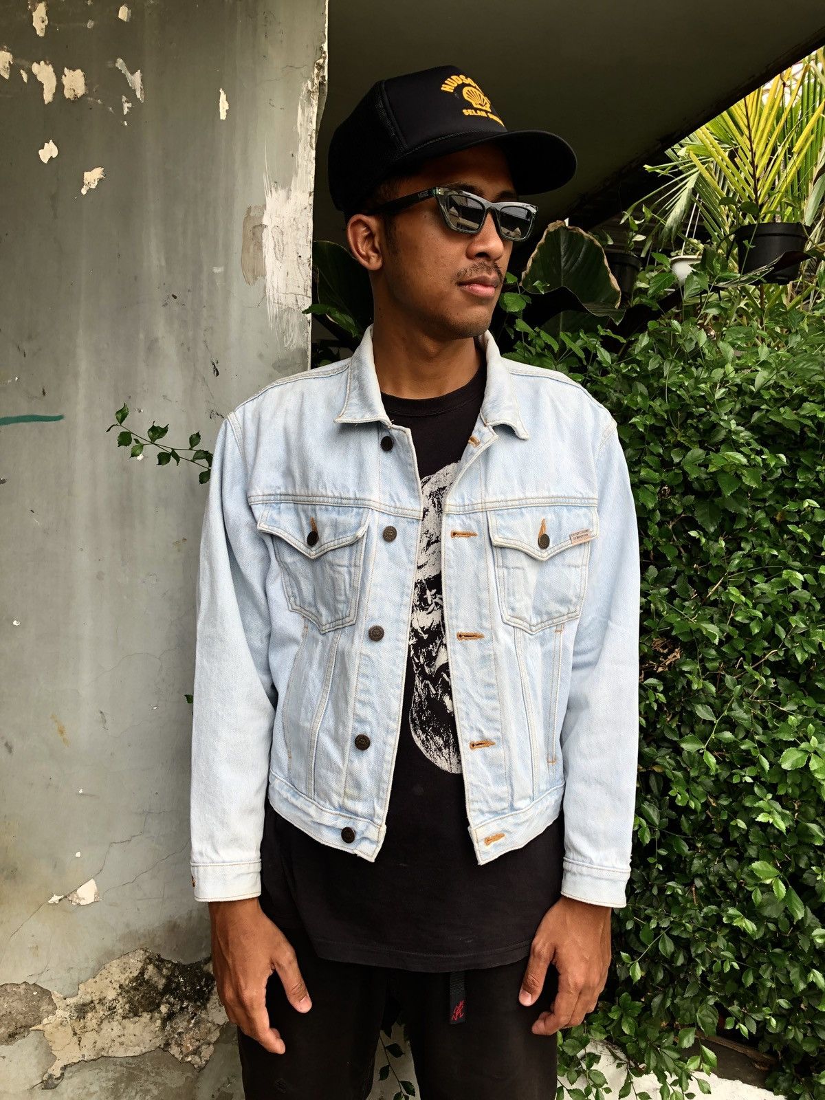UNITED COLORS OF BENETTON ABSTRAK COLOR UNISEX DENIM JACKET