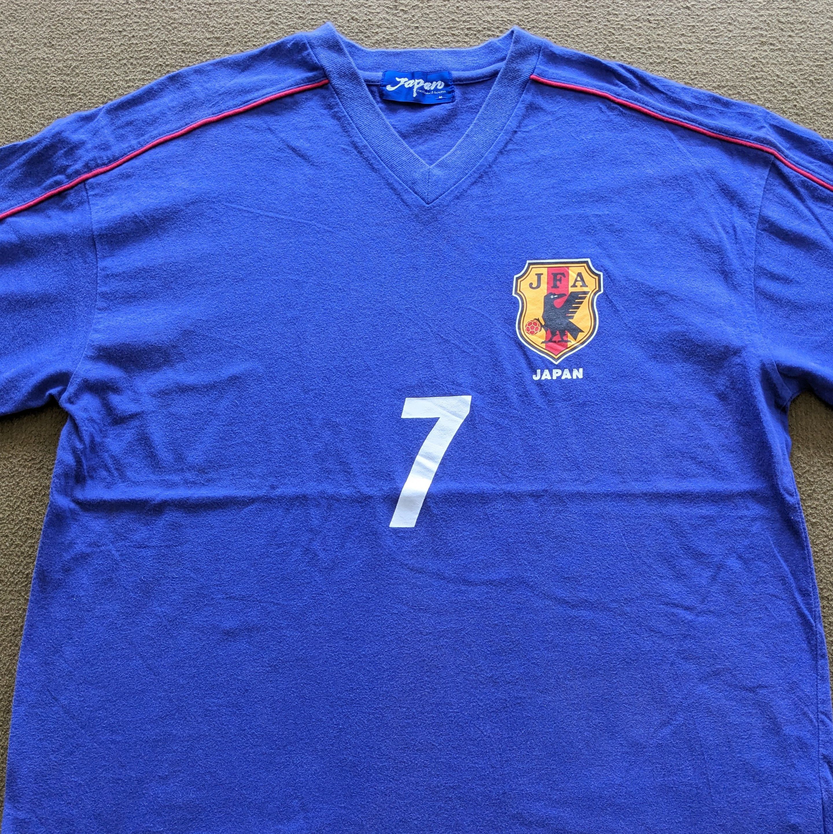 Vintage Vintage NAKATA Japan National Football Team T-shirt Size US L / EU 52-54 / 3 - 4 Thumbnail