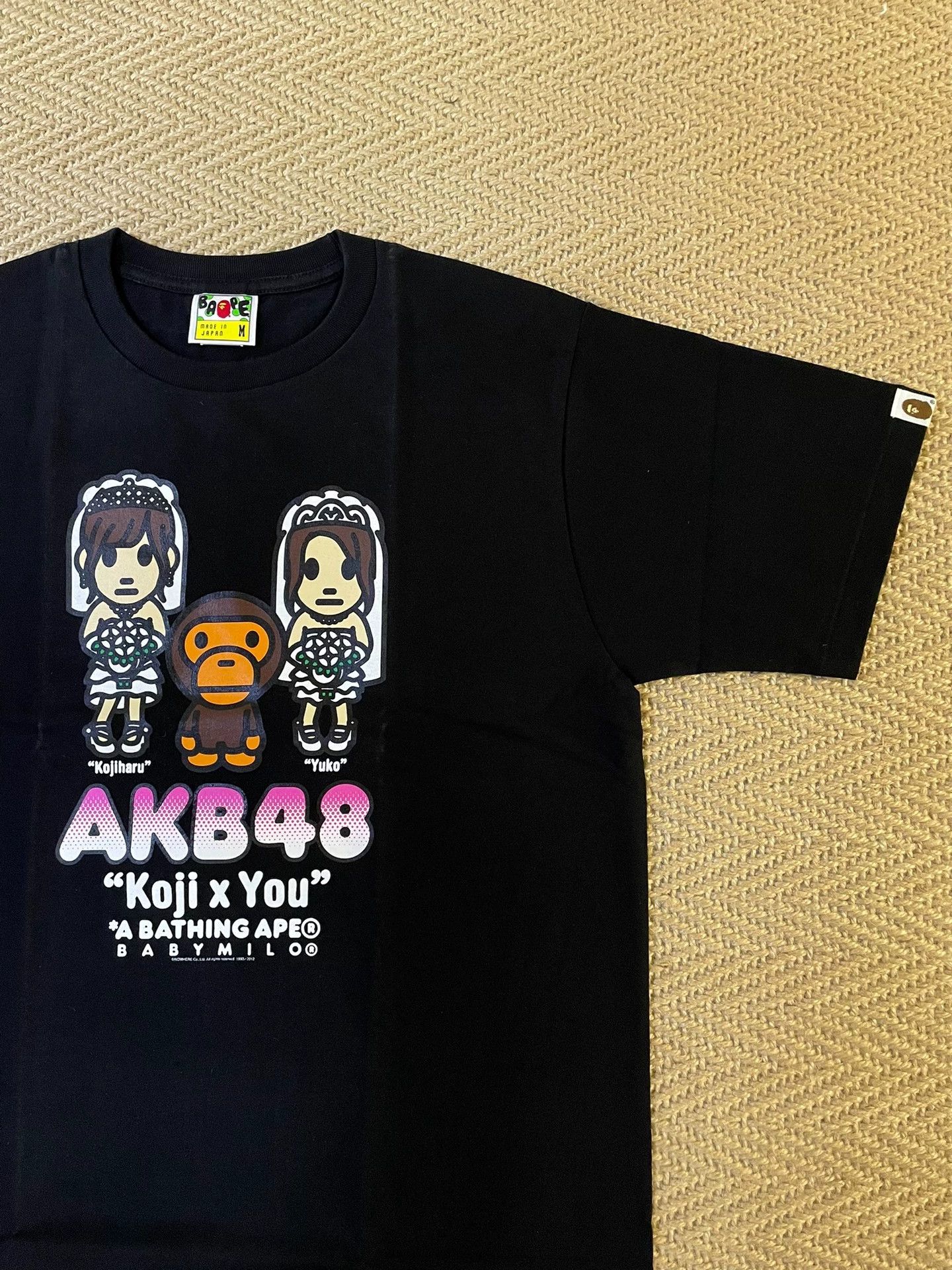 Bape BAPE X AKB48 Yui x Yuko Cartoon Wedding Tee Black M Size M / US 6-8 / IT 42-44 - 3 Thumbnail