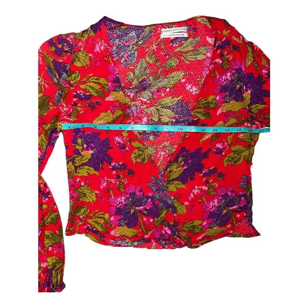 Urban Outfitters Urban Outfitter l Georgie Surplice Floral Blouse Size Small Size S / US 4 / IT 40 - 7 Thumbnail