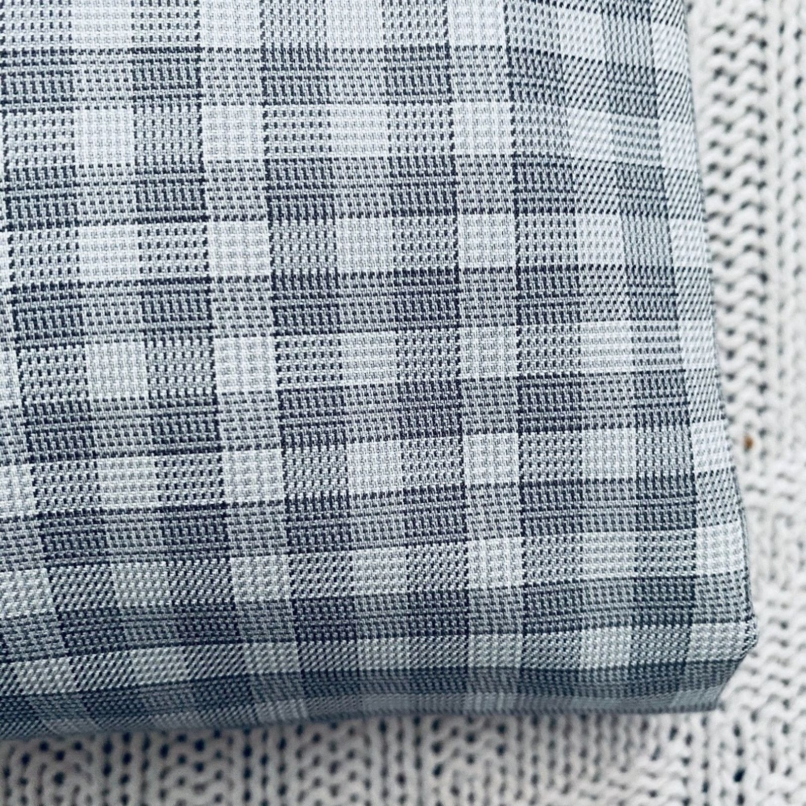 Brooks Brothers Brooks Brothers gray plaid button down shirt Size US XL / EU 56 / 4 - 4 Thumbnail