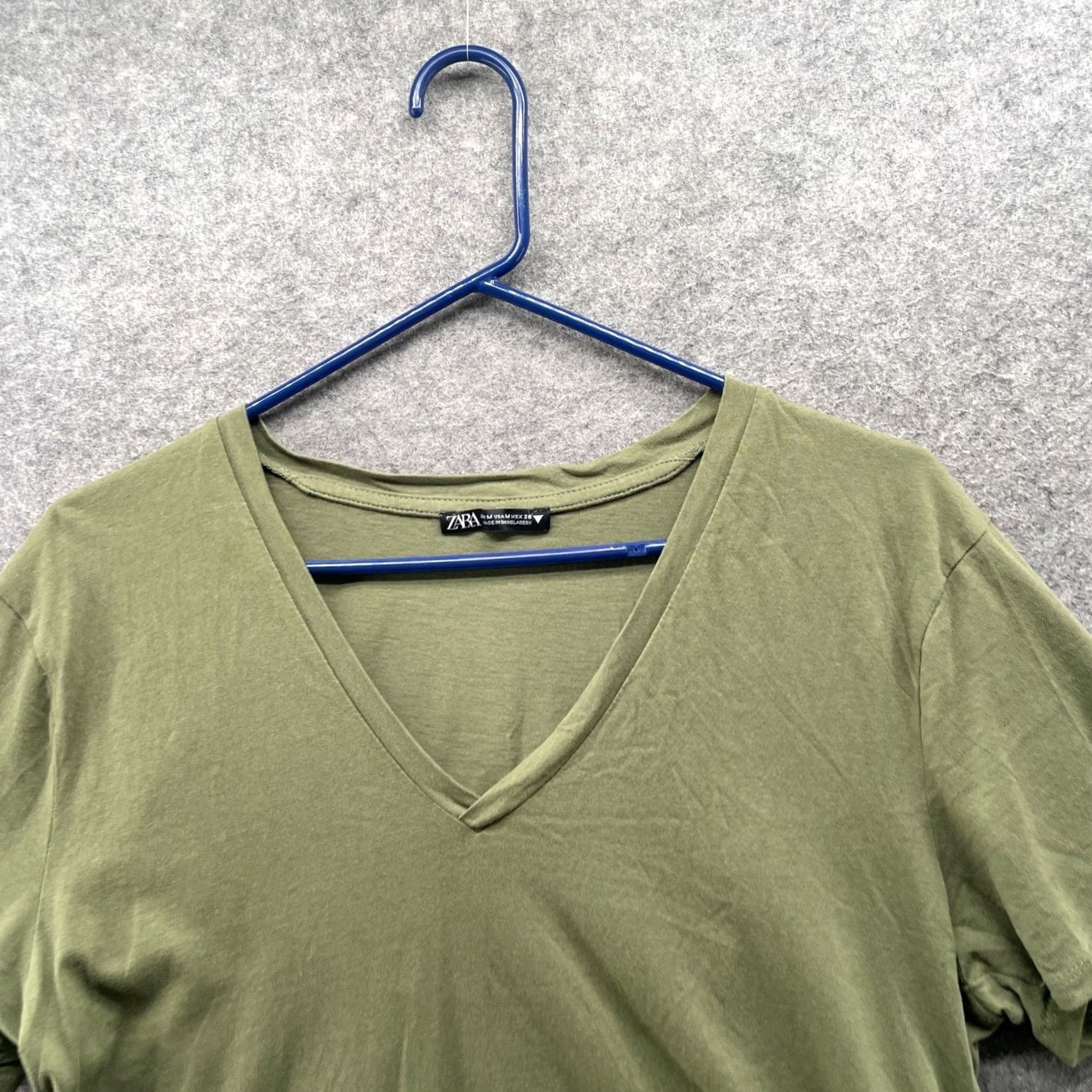Zara Zara V-Neck T-Shirt Womens M Short Sleeve Olive Green Cotton Basic Size M / US 6-8 / IT 42-44 - 3 Thumbnail