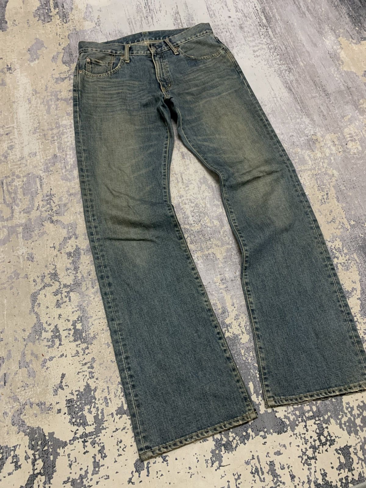 If Six Was Nine VTG JAPANESE UNIQLO MUD WASH STYLE FLARED JEANS Size US 32 / EU 48 - 4 Thumbnail