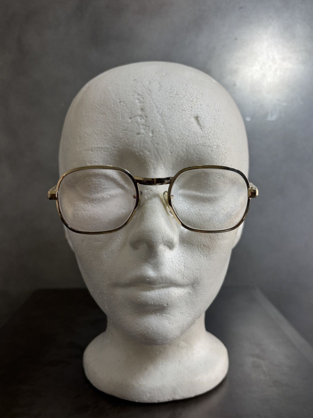 Vintage 1970s Eyeglasses Metal Full Rim 10k GF Hooked Vintage Frames Size ONE SIZE - 8 Thumbnail