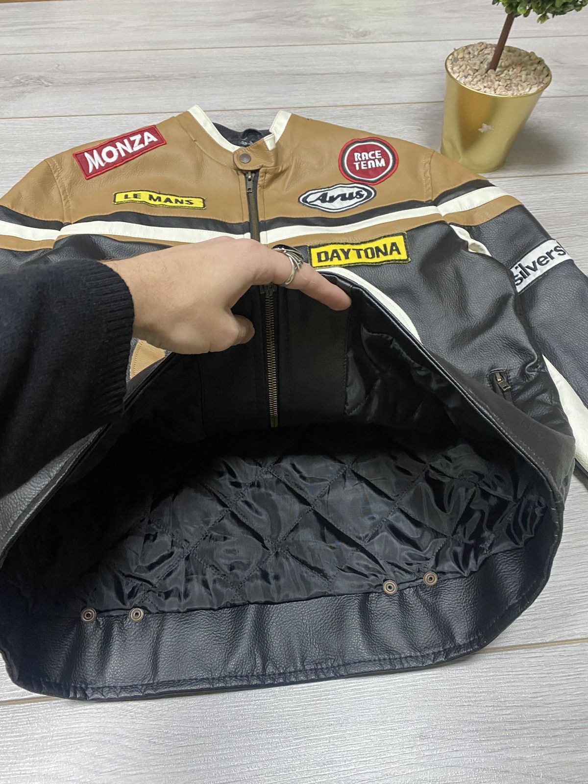 Vintage Race team speed badges eco leather jacket Size US L / EU 52-54 / 3 - 3 Thumbnail